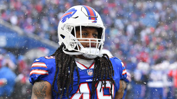 Buffalo Bills linebacker Tremaine Edmunds (49) looks on during warmups.